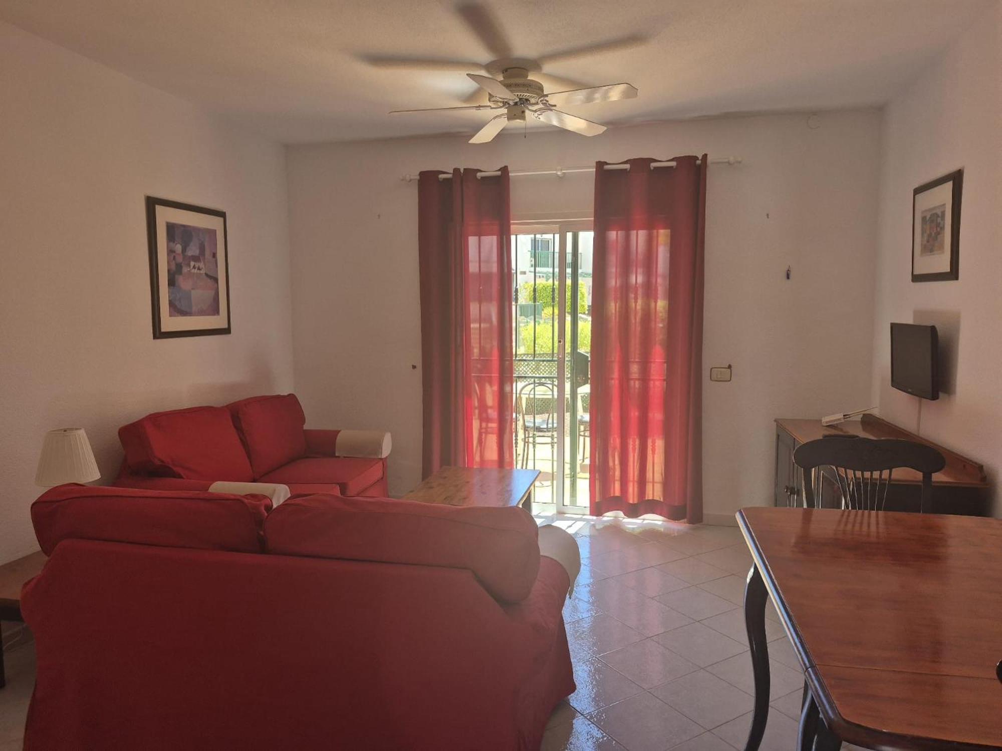 Apartment Adelfas 2